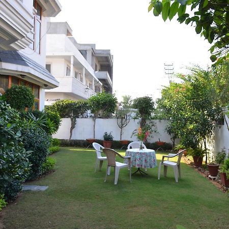 Sandy'S Homestay Jammu Exterior photo